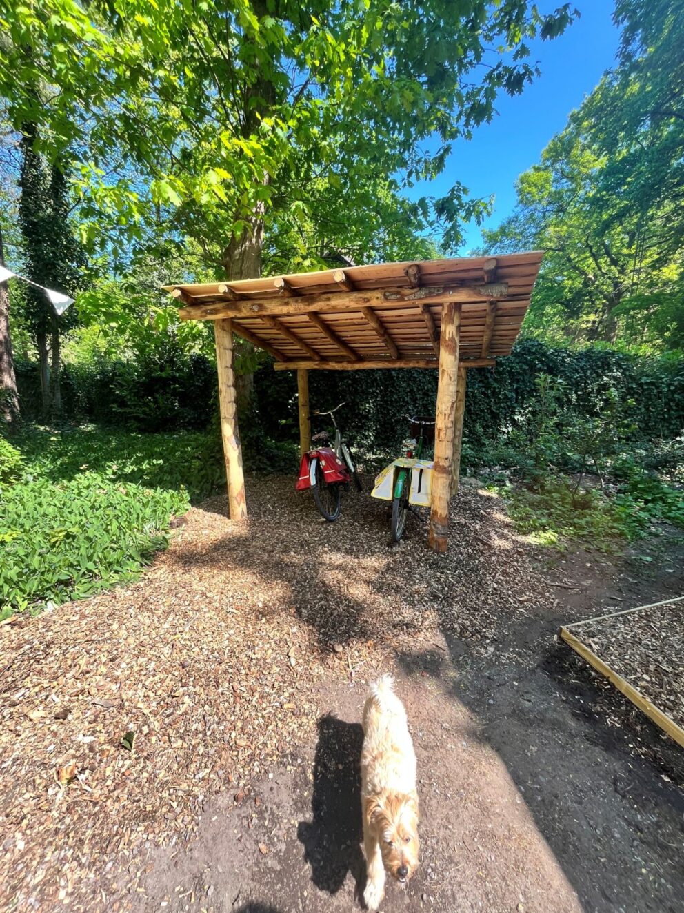 Fahrradunterstand Holz