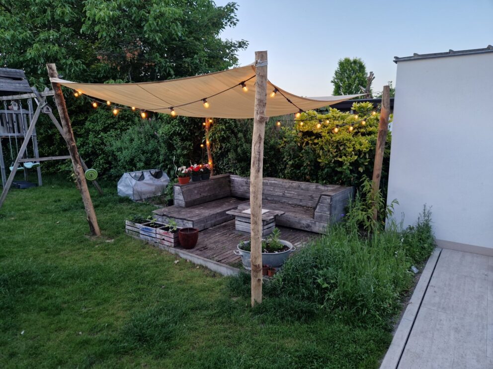 Lichterkettenmast Outdoor Pfosten Robinie 350 cm lang