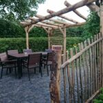 Pergola aus Holz: Pfähle aus Edelkastanie mit 10/12 cm Durchmesser