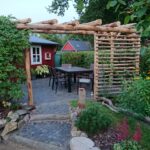 Pergola aus Holz: Pfähle aus Edelkastanie mit 10/12 cm Durchmesser