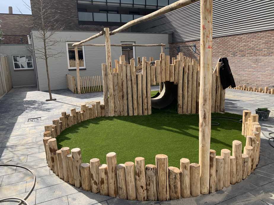 Spielgeräte Holz selber bauen Kindergarten