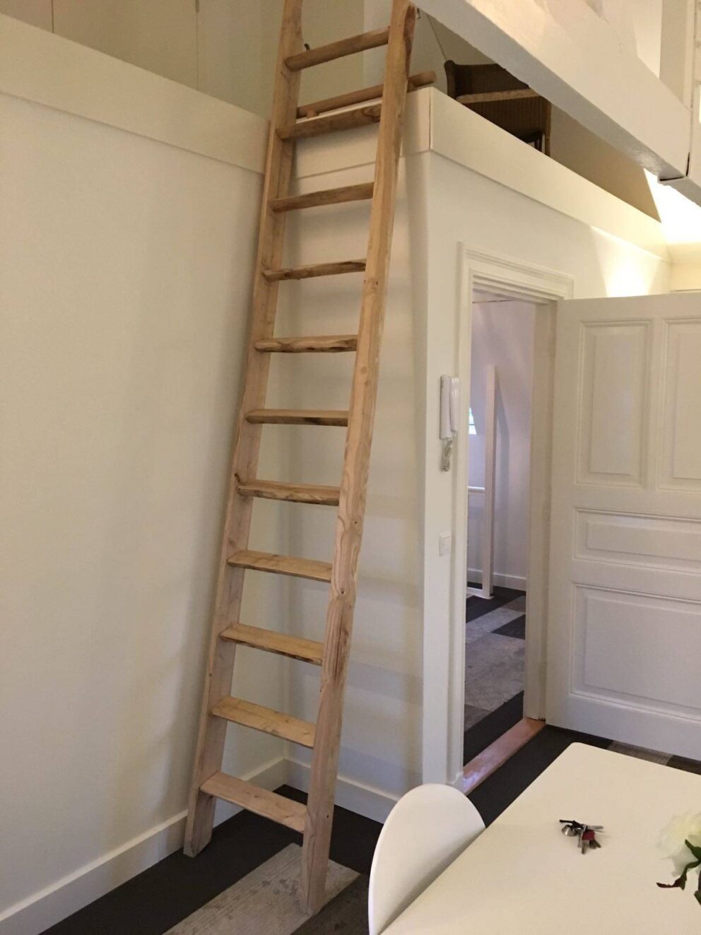 Kastanienholz Möbel Leiter Edelkastanie