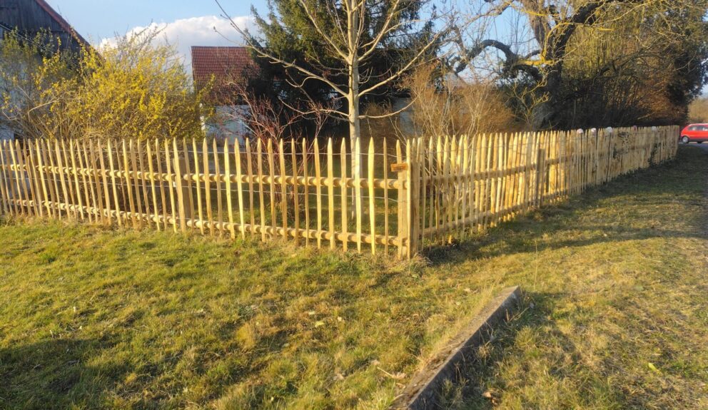 Einfriedung