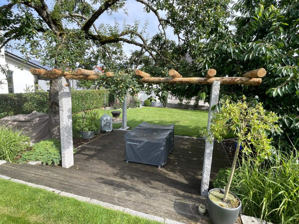 Terrasse Tessin Pergola