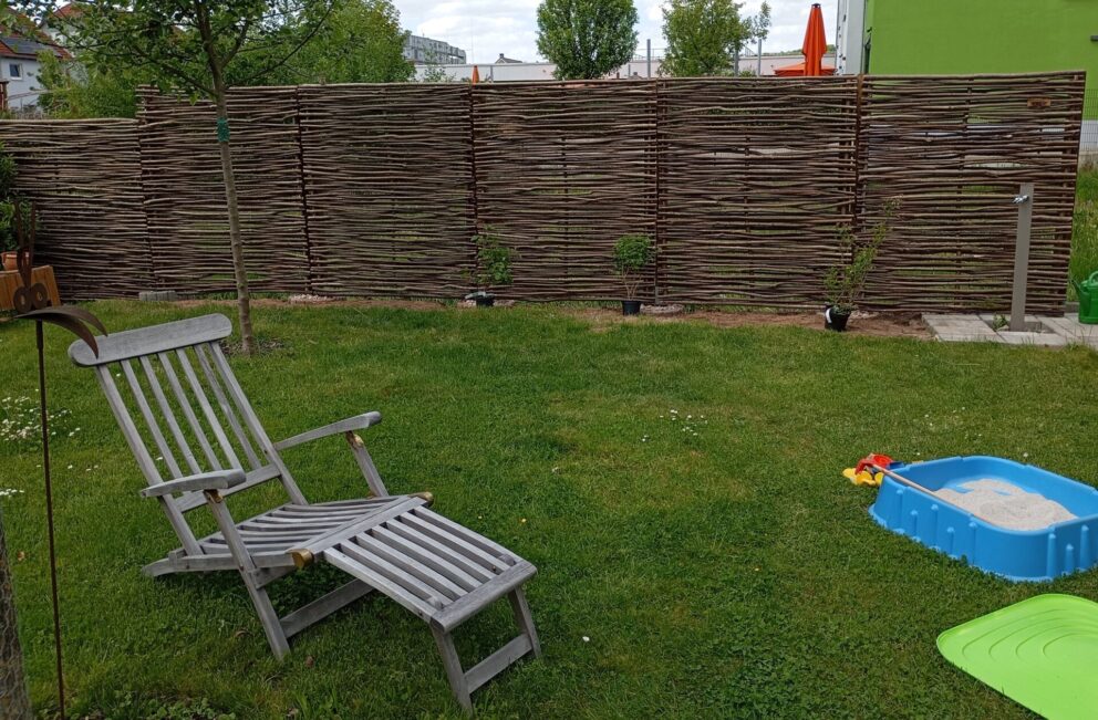 Haselnusszaun Somme 1 (150Bx180H cm) und Somme 180 (180Bx180H cm)
