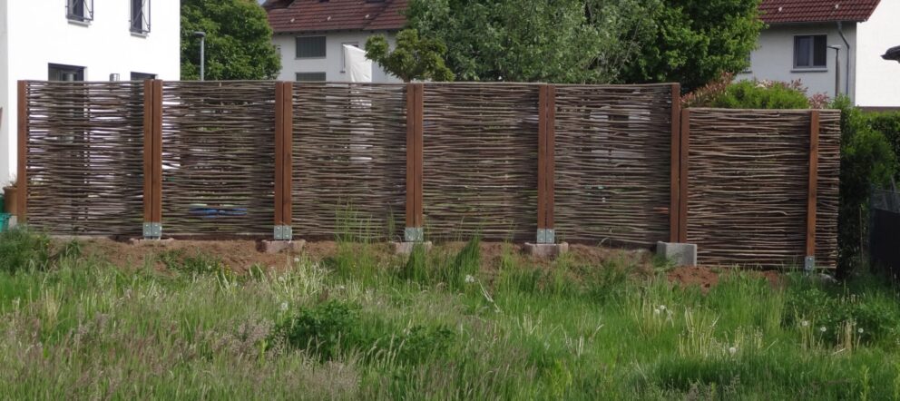 Haselnusszaun Somme 1 (150Bx180H cm) und Somme 180 (180Bx180H cm)