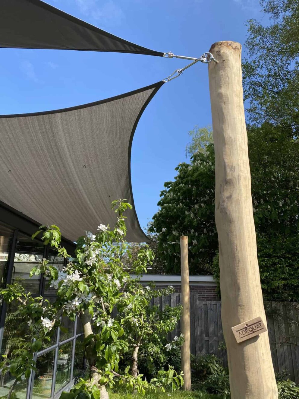 Robinienstamm geschält geschliffen 19-21 cm Durchmesser 400 cm lang