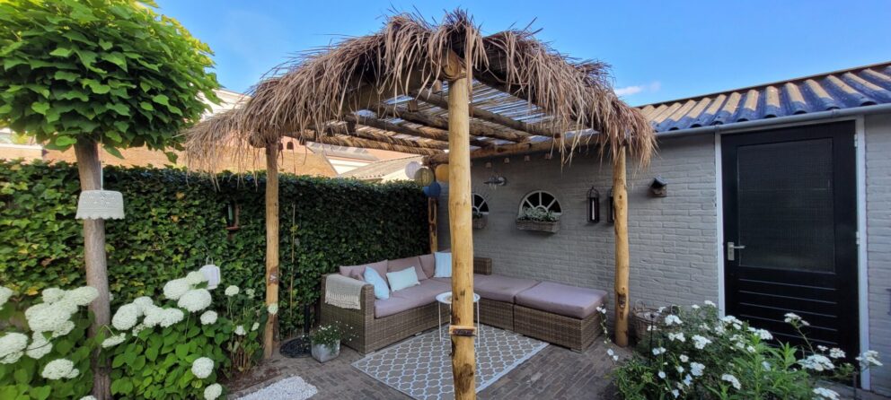 Mediterrane Ecke im Garten