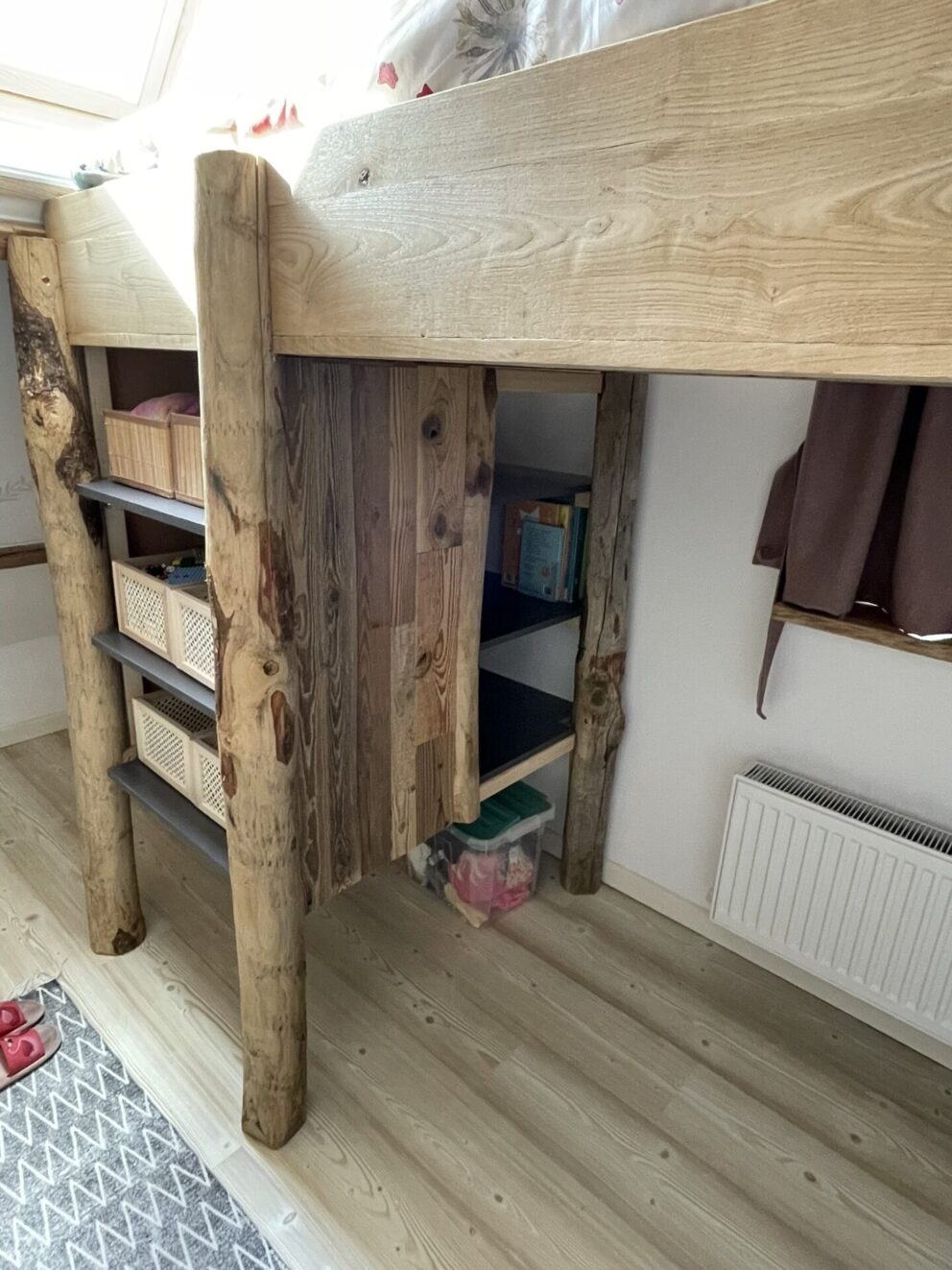 Möbel aus Edelkastanie Hochbett selber bauen