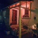 Robinien Pfost 300 cm lang, Ø 16-18 cm, geschliffen,Robinien Pfost 400 cm lang, Ø 13-15 cm -geschliffen, Robinien Pfost 400 cm lang, Ø 10-12 cm - geschliffen, Robinien Pfost 350 cm lang, Ø 10-12 cm geschält ohne Spitze und Robinien Pfost 160 cm lang, Ø 10-12 cm geschält mit Spitze