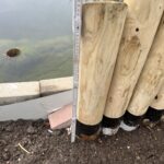 Kastanien Pfost 120 cm lang, Ø 10-12 cm, mit Spitze, Kastanien Pfost 175 cm lang, Ø 10-12 cm, mit Spitze, Kastanien Pfost 200 cm lang, Ø 10-12 cm, mit Spitze, Kastanien Pfost 250 cm lang, Ø 10-12 cm, mit Spitze und Kastanien Pfost 150/160 cm lang, Ø 10-12 cm, mit Spitze