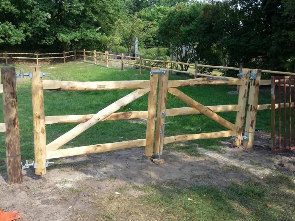 Post & Rail Tor Federriegel Holztor Doppeltor