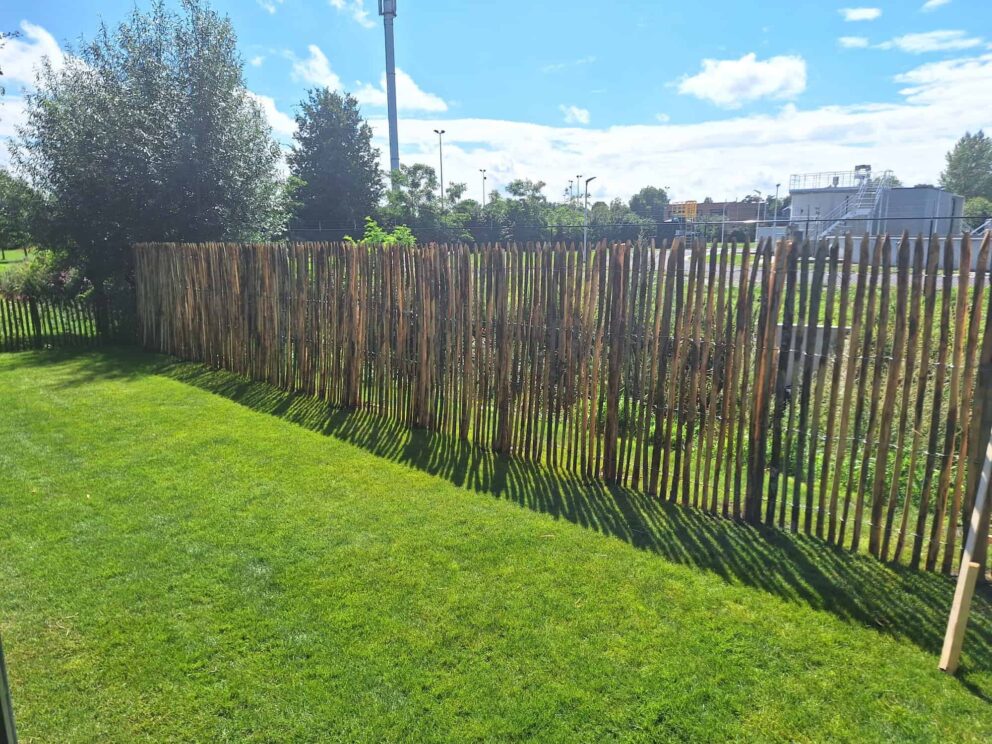 Staketenzaun enger Abstand 2 cm Lattenabstand 175 cm hoch Kastanie