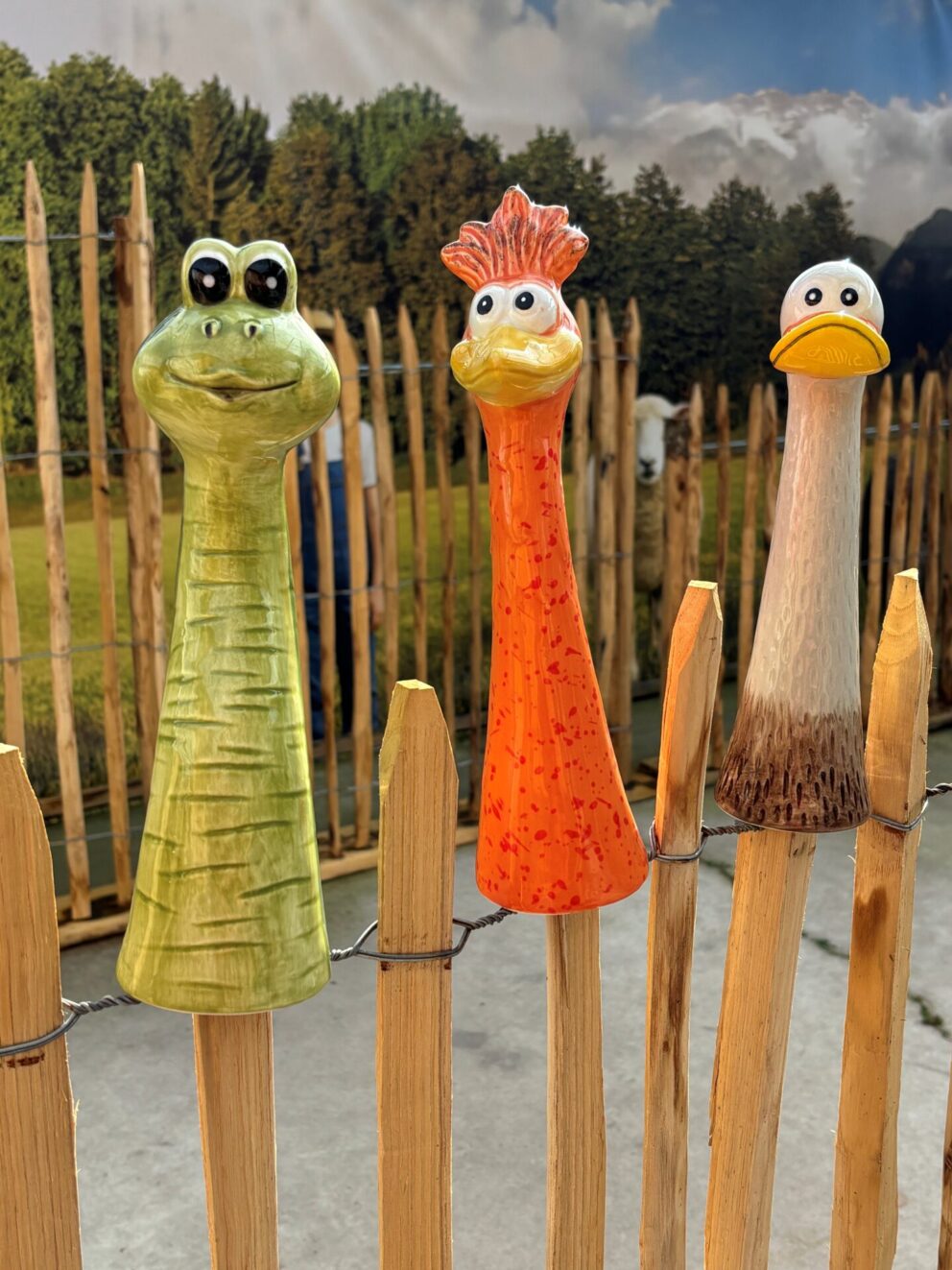 Zaunhocker Pfostenhocker Staketenzaun Zaunfiguren Keramik