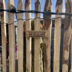 Fr. Staketenzaun Kastanien 150 cm hoch, Abstand 2 cm, 3m Rol und Edelstahl Schrauben 4,5x60, pro 100 Stück