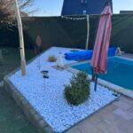 Robinien pfost 250 cm lang, Ø 8-10 cm geschält mit Spitze