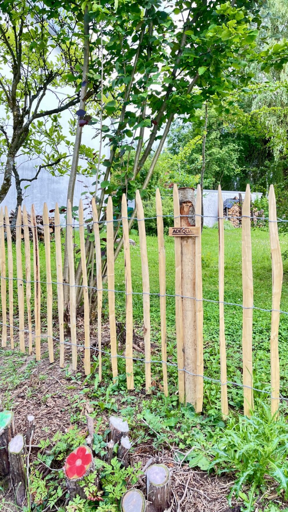 Staketenzaun Kastanie 100 cm hoch, Abstand 8 cm, Kastanien Pfosten 7-9