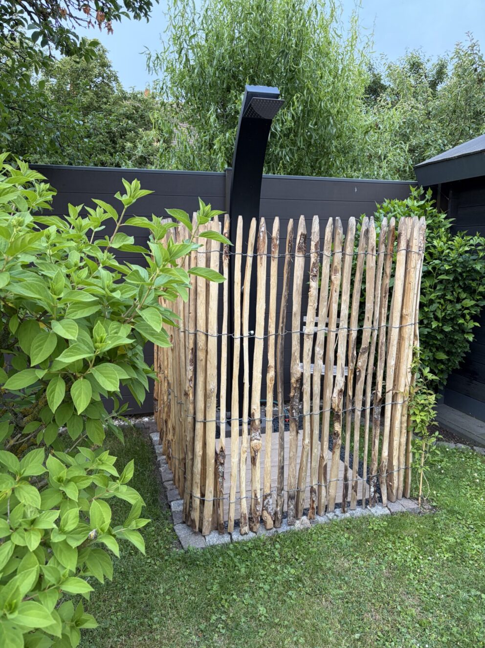 Staketenzaun Kastanie 150 cm H, Abstand 2 cm fúr Gartendouche