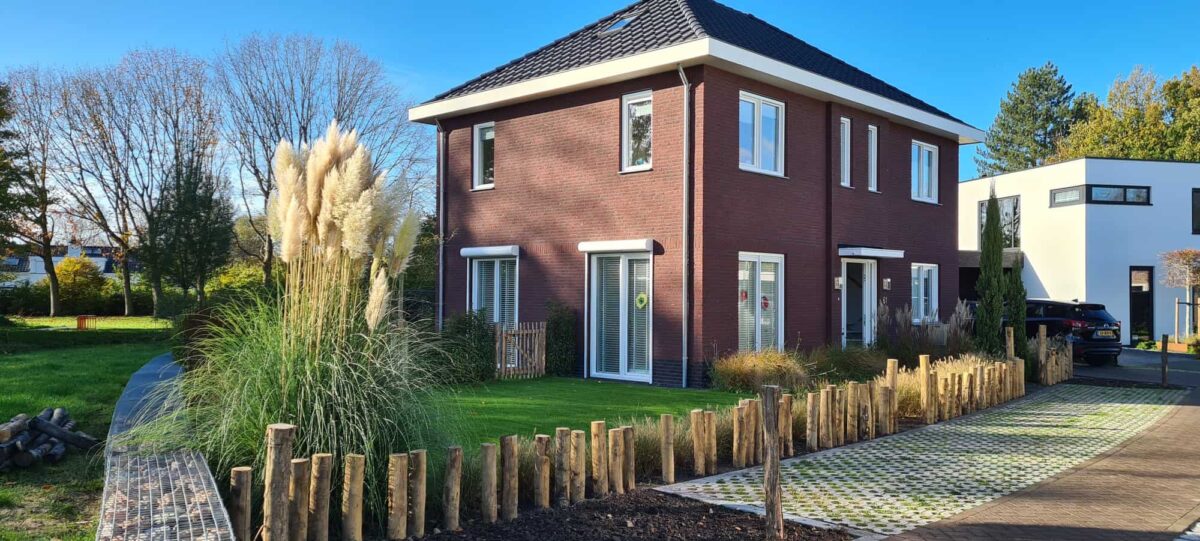 Holzpalisade Beet Rundholz Kastanie