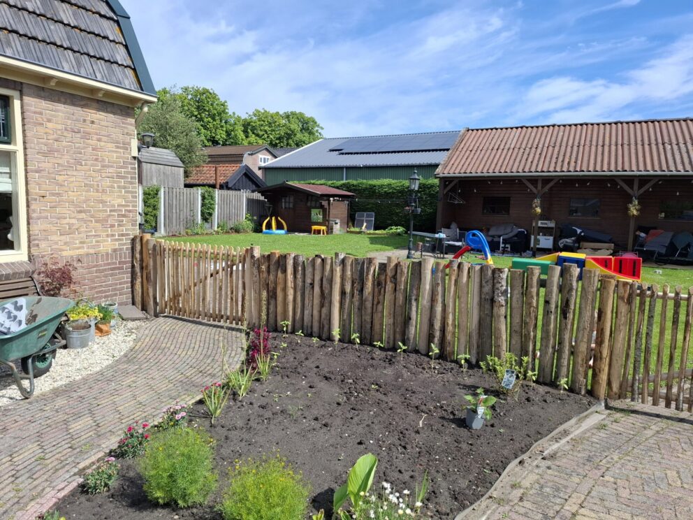 Holzpalisade Gartenzaun
