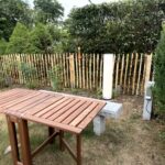 Frans schapenhek kastanje 100 hoog, latafstand 6 cm, 10m rol, Frans schapenhek kastanje 100 hoog, latafstand 6 cm, 10m rol, Kastanjepaal 7-9, 120 cm lang voor bodemhuls, Kastanje balk gezaagd - 8x8x250 cm und zaunhocker