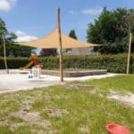 Poteaux robinier écorcés et poncés