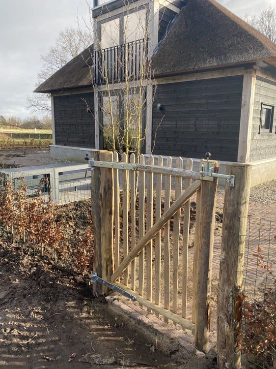 Portail en châtaigner en rondis 100 cm Adequat