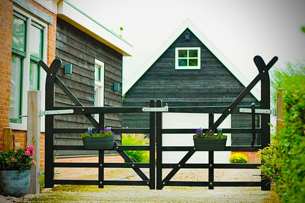 Portail d’accès anglais douglas double battant Eiken plantpaal 15x15 Ensemble complet de charnières pour portail anglais et néerlandais Fermeture pour un double portail anglais ou néerlandais Portail d’accès anglais douglas double battant - Adéquat