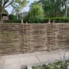Example palissade de jardin avec notre brise-vue en noisetier, type Somme 2. Dimension de l'ecran de jardin 150 x 150 cm