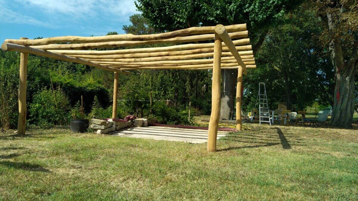 Pergola Robinier écorcés et poncés 600 cm diam. 10/12, 13/15 et 16/18 cm