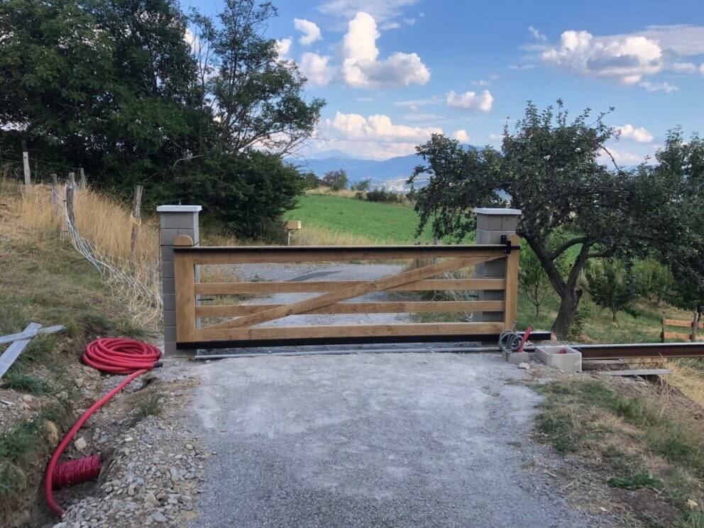 Choisir un portail en bois