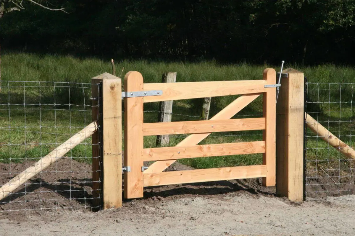 Choisir un portail en bois