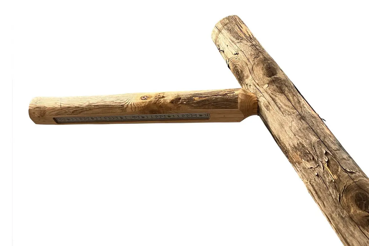 Lampadaire rustique en bois - Victor – Image 3