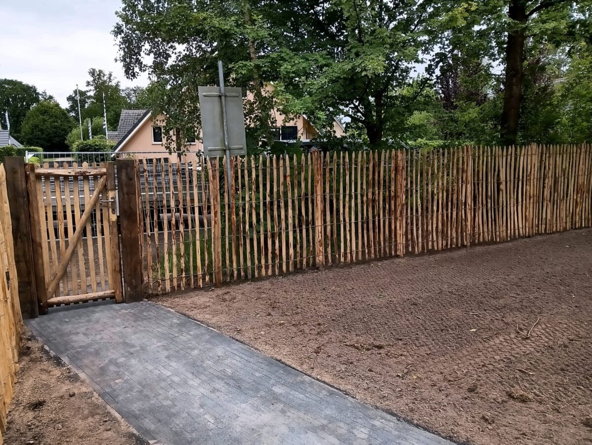 Portail français rondins de luxe châtaignier simple 150 cm hauteur