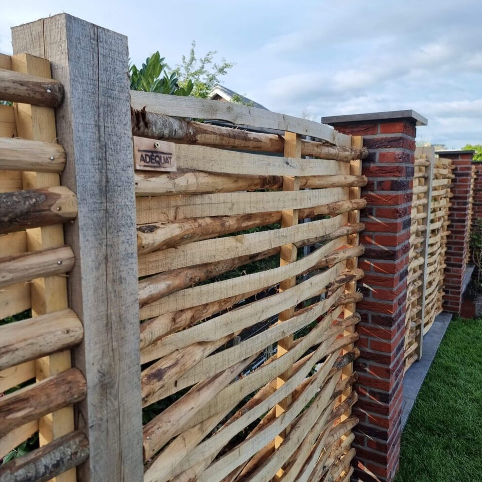 Clôtures tressées de jardin