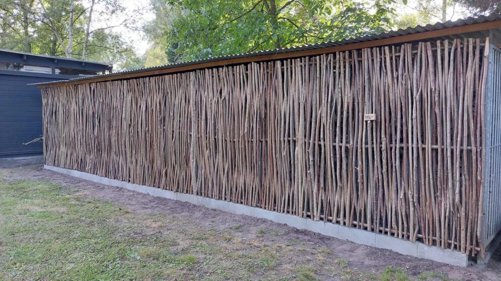 Clôtures tressées de jardin