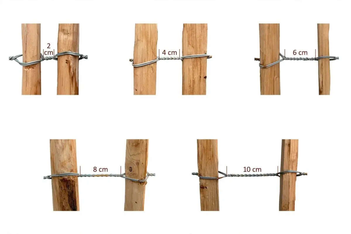 L 'espacement pour les lattes d'une clôture ganivelle française