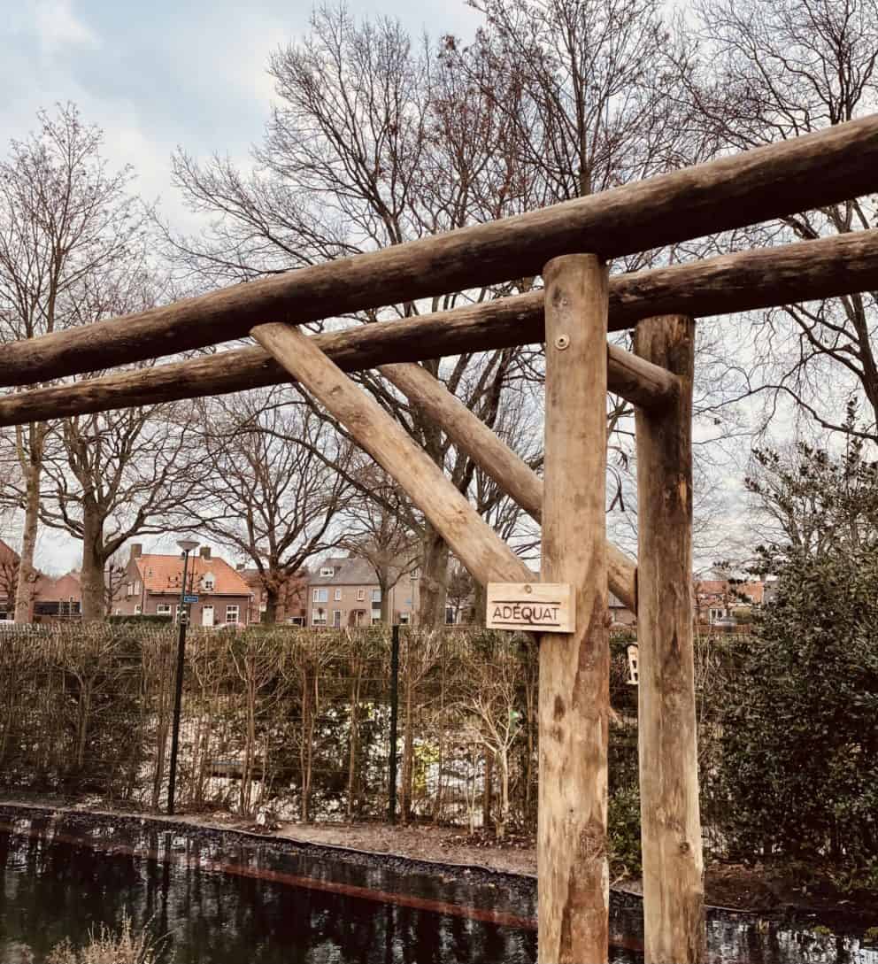 Pergola van kastanjehouten palen 7-9 cm |Adéquat