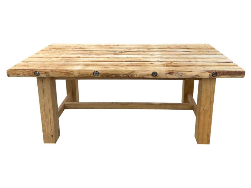 Houten tafel van kastanjehout