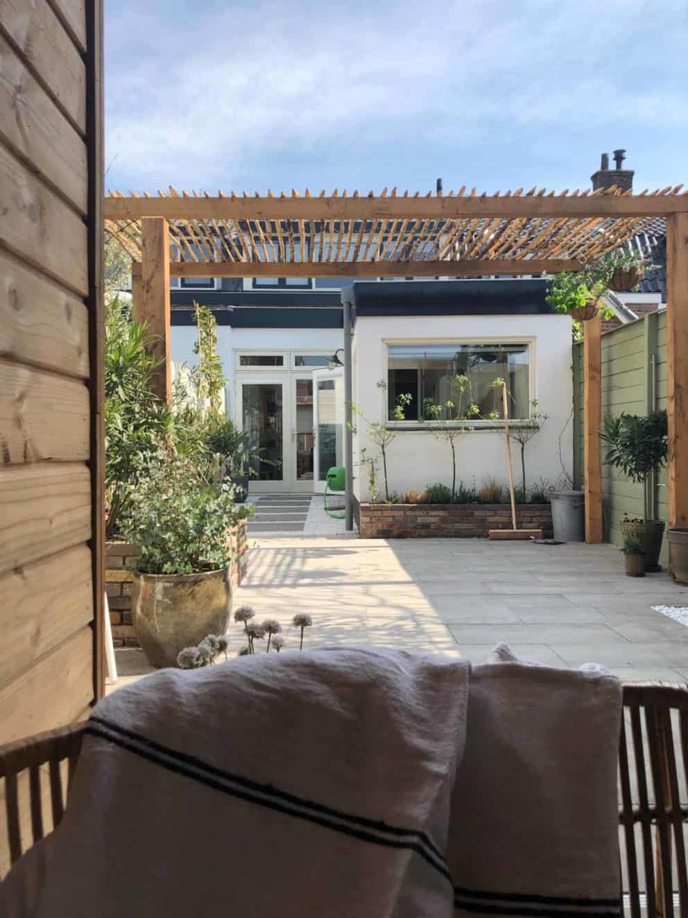 Schapenhek 200 cm met latafstand 6 cm gebruikt voor pergola