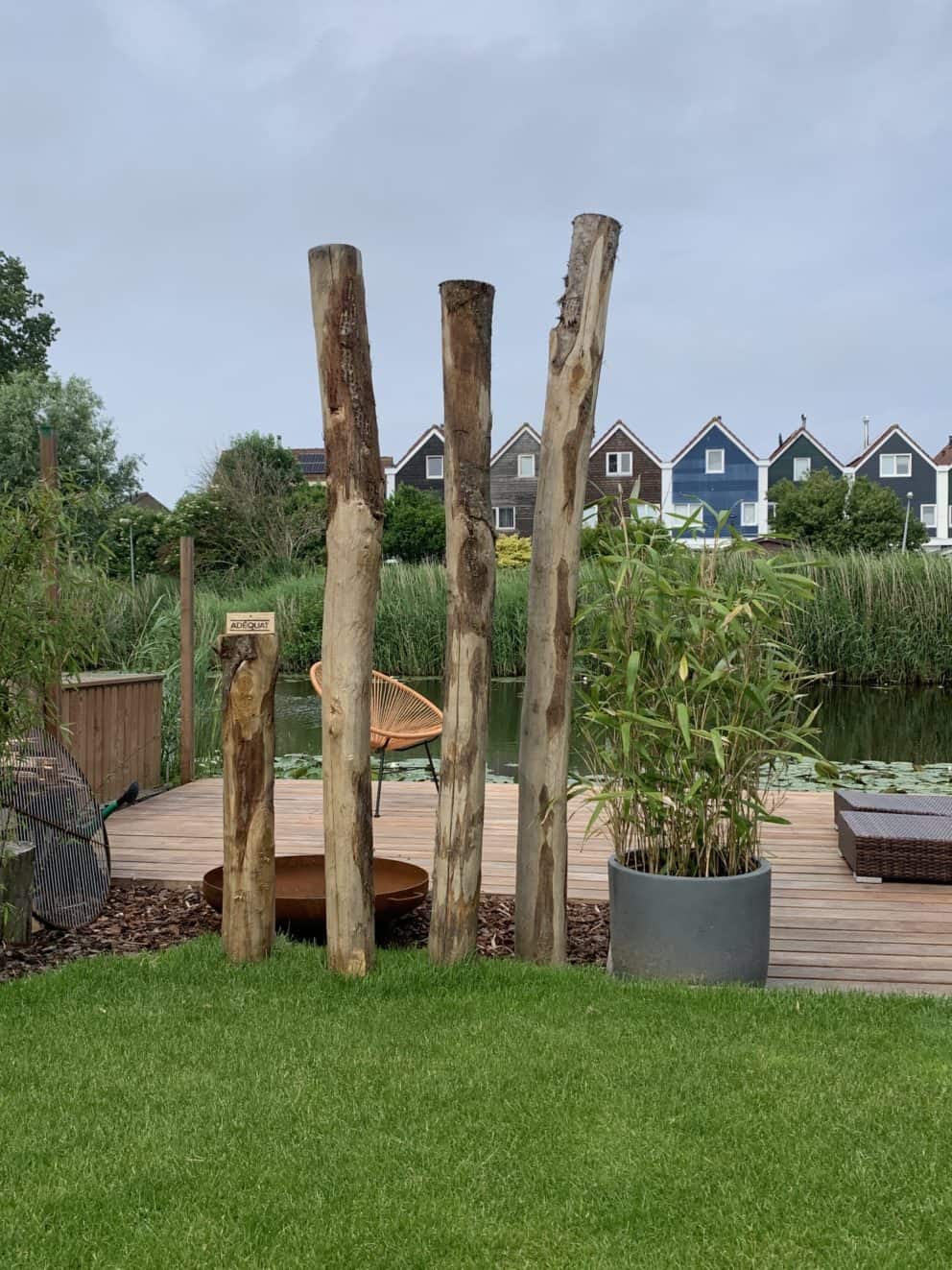 Afscheiding van kastanjehouten palen met een diameter van 13-16 cm Adéquat