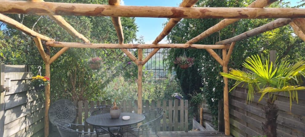 Kastanje palen 10-12 cm in verschillende afmetingen voor een pergola, kastanje paal Adequat