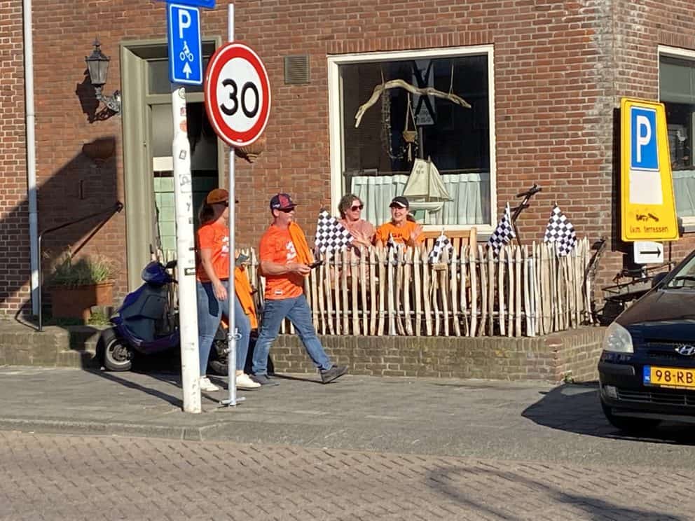 Frans schapenhek van kastanjehout met een hoogte van 80 cm en een latafstand van 4cm