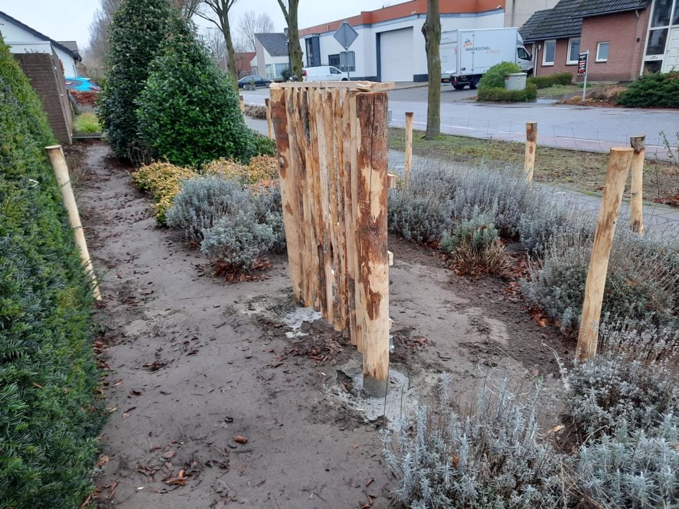 Kastanje palen met een hoogte van 300 cm en een diameter van 10-12 cm Adequat