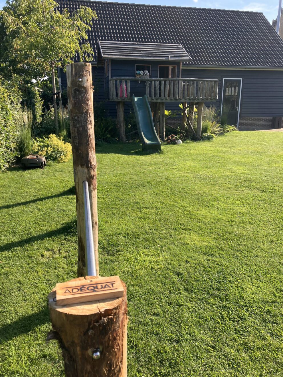 kastanje paal 250 cm lang, diam. 13/16 cm voor rekstop en boomhut met glijbaan