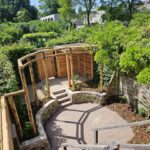 Pergola gemaakt van kastanje paal diameter 7/9 cm en lengte 350 cm met kastanje paal diameter 10/12 cm met lengtes 300, 350 en 400 cm