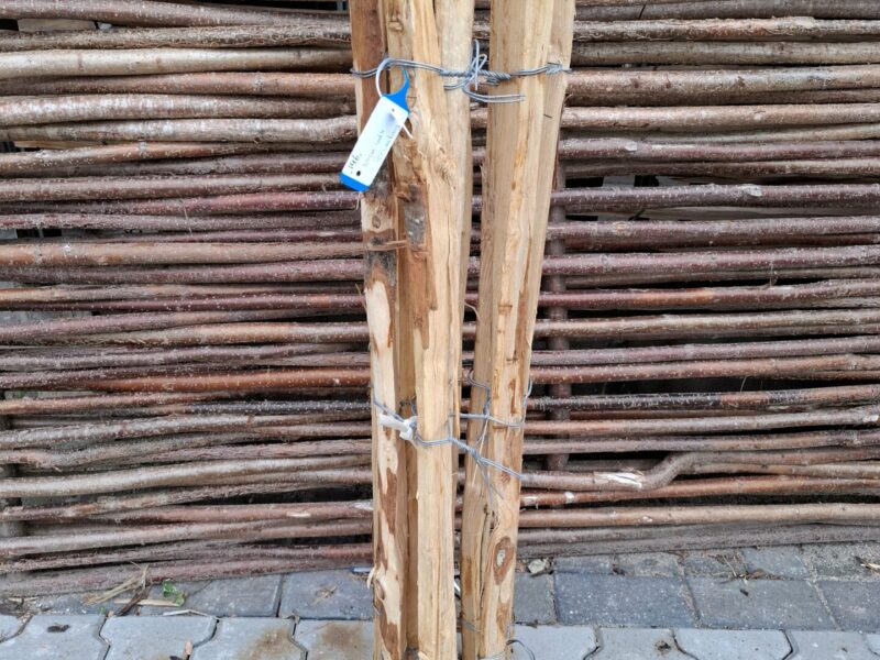 nr 146 kastanje schapenhek 100 cm hoog - latafstand 4 cm - reststuk 75 cm lang