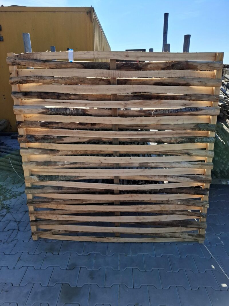 nr 131 kastanje vlechtscherm 150 x150 cm