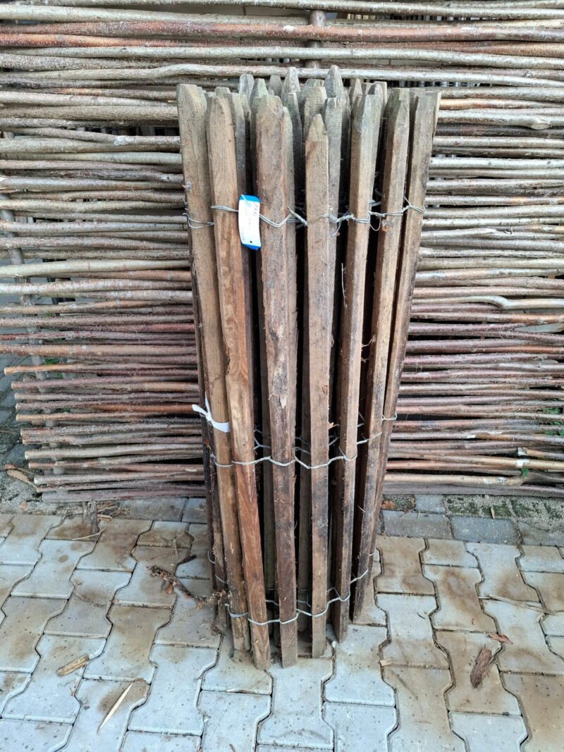 nr 138 robinia schapenhekwerk 120 cm hoog - latafstand 4 cm - reststuk 5 meter