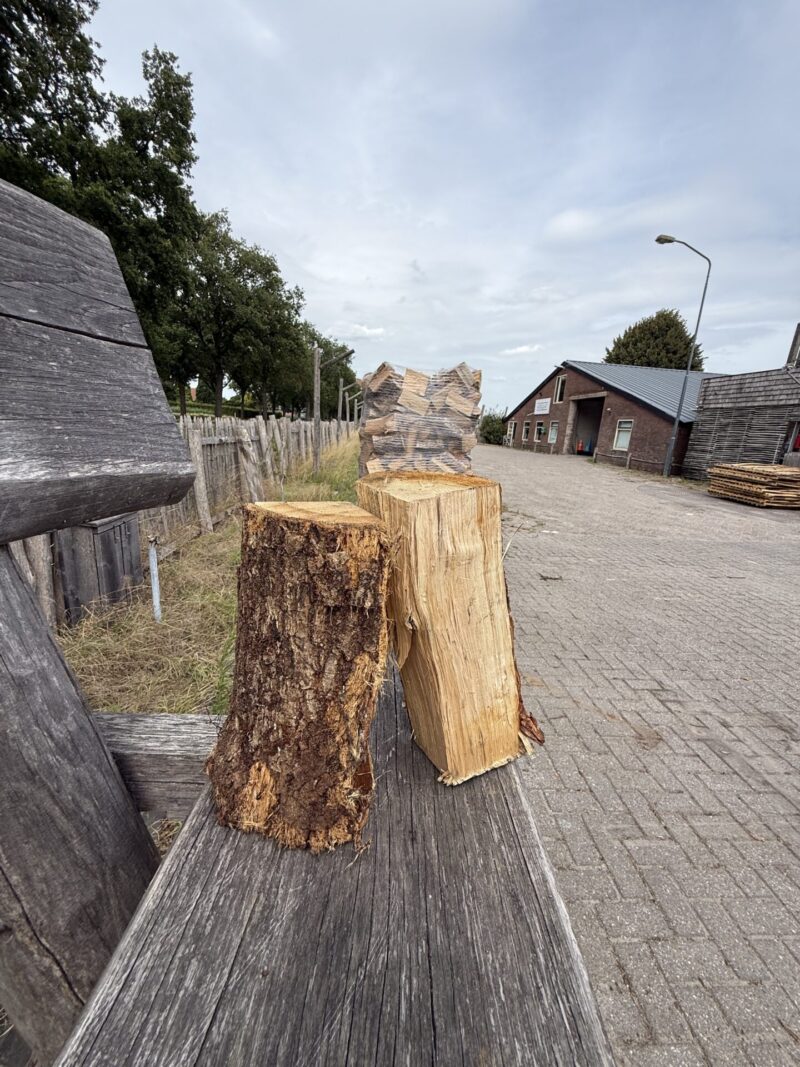 Stookhout in blokken van 25 cm en blokken van 33 cm